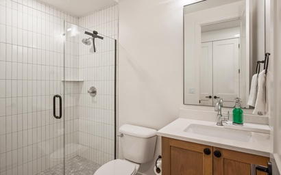 Vinnie's Beach House 34