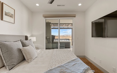 Luxury Rental at Desert Color 25