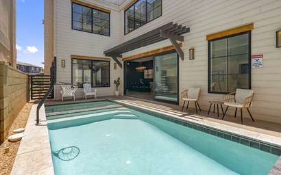 Paradise Shores 11