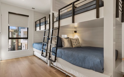 Pickleball Penthouse 64