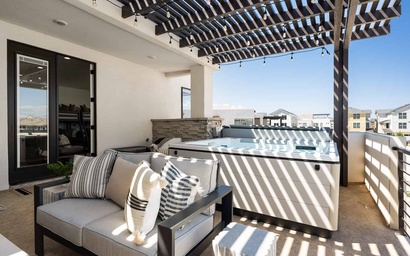 Sun-Kissed Retreat 7