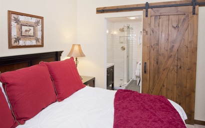 Vantage Point Condo 411 9