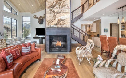 Golden Peak Penthouse 3