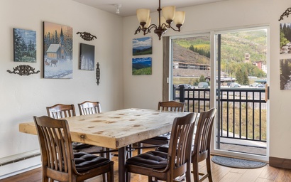 Vantage Point Condo 304 10