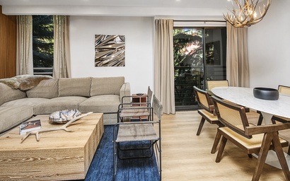 Vail International 211 2