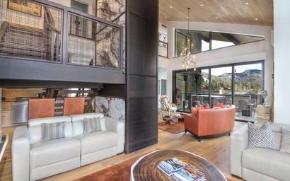 Golden Peak Penthouse 6