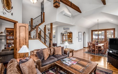 Alpine Drive Chalet 2