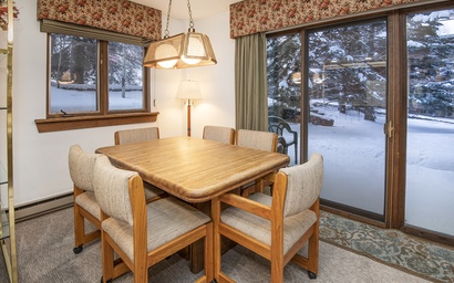 Village Inn Plaza 103 6