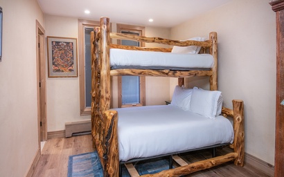 Village Center 1F 10