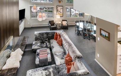 Vantage Point Condo 601 4