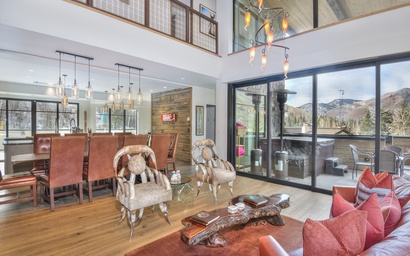 Golden Peak Penthouse 7