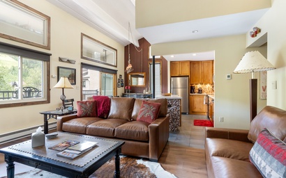 Vantage Point Condo 411 5