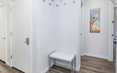 Village Center 5E 10