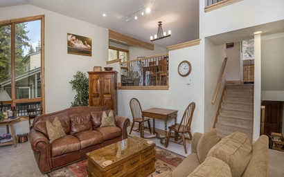 Coldstream Townhome 19 4