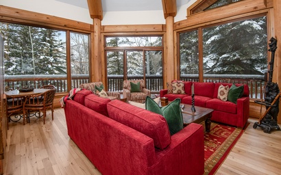 1319 Greenhill Court Vacation Home 2