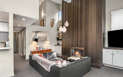 Vantage Point Condo 601 2