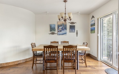 Vantage Point Condo 304 9