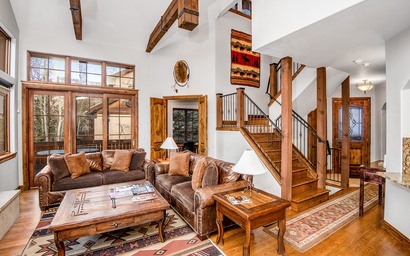 Alpine Drive Chalet 3