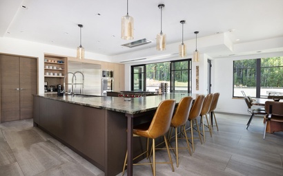 Golden Peak Penthouse 7