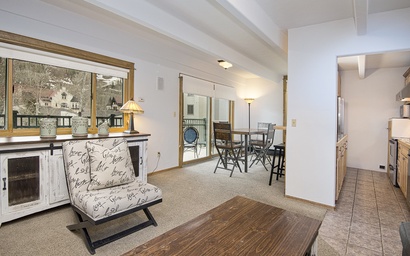 Vantage Point Condo 314 3