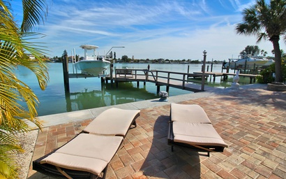 Manatee Home - Water Front Pool Home 3
