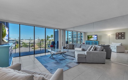 Mansions By The Sea 306A - Premier 5