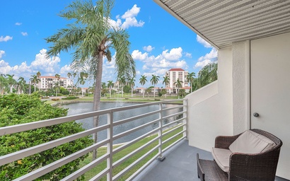 Vista Verde East 207