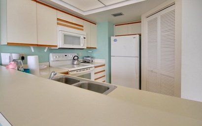 Land's End 6-301 Beach Front 6