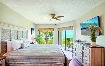 Land's End 11-305 Beach Front - Premier