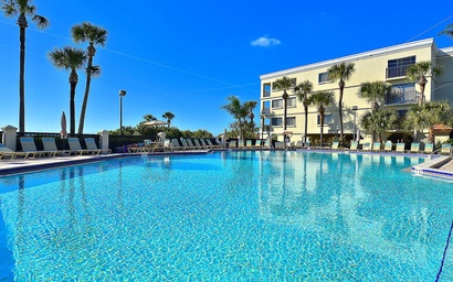 Land's End 9-404 Beach Front - Premier 5