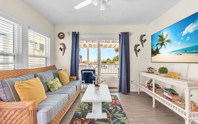 John's Pass-Time Beach Cottage #1
