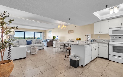 Sea Club #204 - Casa Intercoastal 2