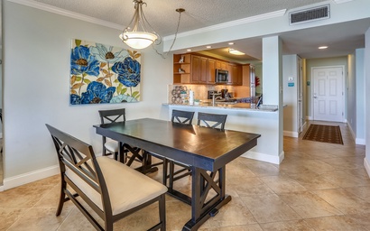 Land's End 9-404 Beach Front - Premier 6