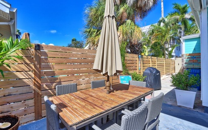 Featured Property Good Vibrations - Beach House