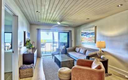 Land's End 11-203 Beach Front - Premier