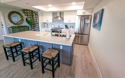 The Intercoastal #205 - Beachy Chic