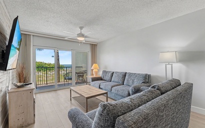 Land's End 11-202 Beach Front 6