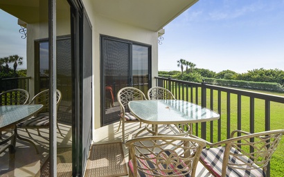 Land's End 9-204 Beach Front 2