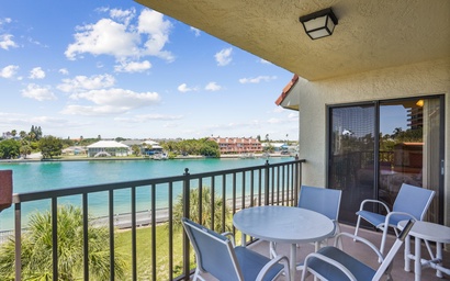 Land's End 1-408 Bay Front