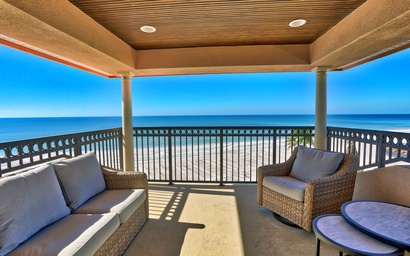 Seaclusion Beach Townhome