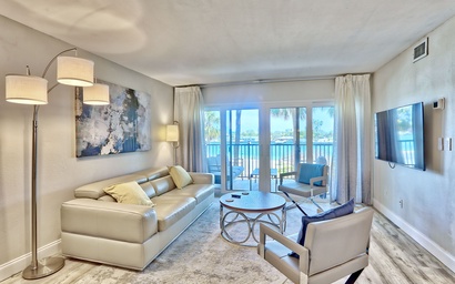 Land's End 1-206 Bay Front-Premier