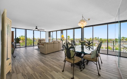 Mansions By The Sea 406B - Premier