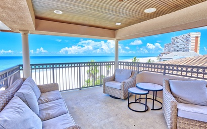 Seaclusion Beach Townhome