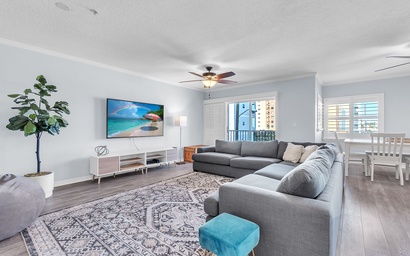 El Mar Townhome - Unit D