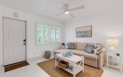 Tropic Terrace Suite 21