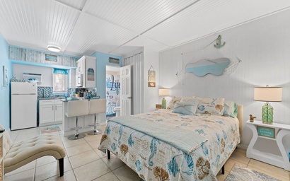 Tropic Terrace Suite 12