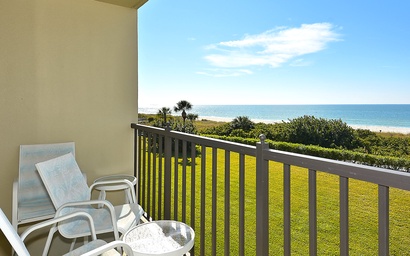 Land's End 10-305 Beach Front 2