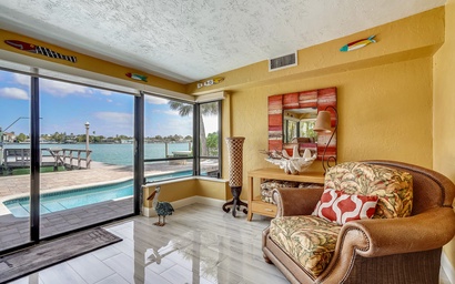 Manatee Home - Water Front Pool Home 6