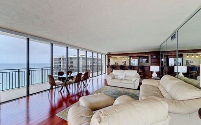 Mansions By The Sea 1103A
