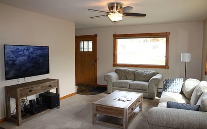 Locust Court Chalet